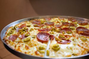 pizza de salame - pizzaria bella ravenna