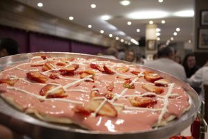 pizza mousse de morango - pizzaria bella ravenna